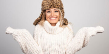 Модни совети за ниски жени – избегнувајте копчиња и широка облека