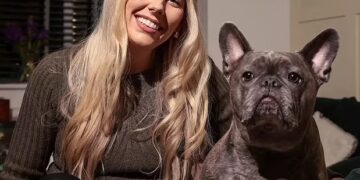 Францускиот булдог Френки тежи колку мал елен