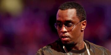 Ди Каприо го напушти Лос Анџелес со приватен авион, луѓето пишуваат: „Типично однесување за лицемер“