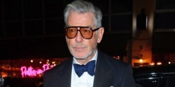 (Фото) Поранешниот Џејмс Бонд блесна на БАФТА вечерта и ги воодушеви обожавателите со својот изглед