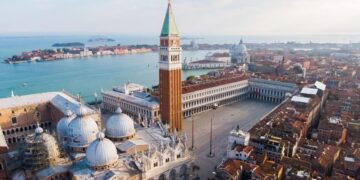 Влезниците во Венеција ќе се вратат напролет, се зголемува цената за eднодневна посета