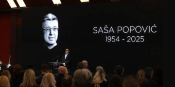(Видео) Комеморацијата за Саша Поповиќ заврши со солзи