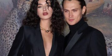 Ќерката на Моника Белучи во нова серија на Нетфликс: глуми со своето момче