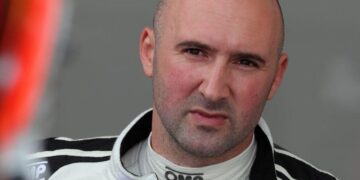 „Со срца скинати од болка ги испраќаме нашите деца, другари, роднини, пријатели“, се огласи Игор Стефановски-Иџе