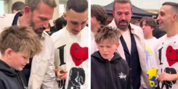 (Видео) Бен Афлек до син му: Ако сакаш патики од 6.000 долари, ќе мора многу трева да искосиш