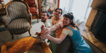 Заврши снимањето на краткиот филм „Време на заедништво“ со Јасна Ѓуричиќ во една од улогиᴛᴇ