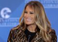 (Фото) Морничав кич или вистинско совршенство: Меланија Трамп предизвика хаос со „обично“ издание