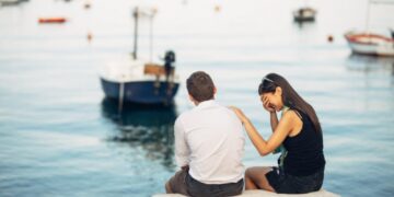 Започнува како филмска романса, а потоа доаѓа шокот: парови кои се осудени на неуспех