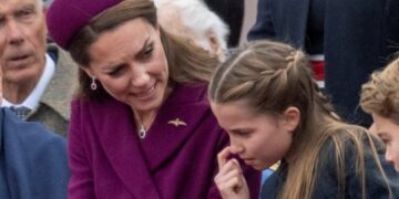 Кејт Мидлтон направи грешка со шминката, принцезата Шарлот ѝ помогна