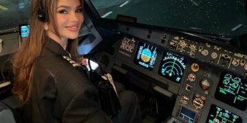 Северина се фотографираше во пилотската кабина, патуваше за Копенхаген