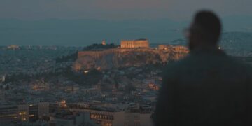 Атанас Петров со нов сингл „Манири“ – свежа енергија и модерен звук