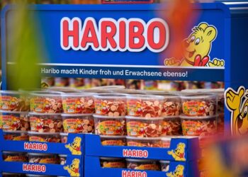 Дете паднало во кома откако изело гумени бонбони „Харибо“ со канабис