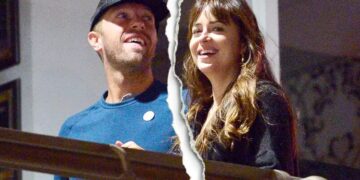 (Видео) Дакота Џонсон и Крис Мартин раскинаа по речиси 8 години врска