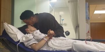 Џеси Џ. сподели емотивни фотографии од болничката соба, одмара и чека резултати