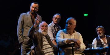 Маестрална театарска игра на „Охридско лето“: „12“ – претстава за предрасудите, стереотипите и стравовите на денешното општество