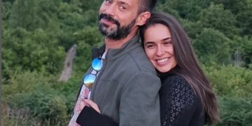 Прва фотографија од синот на Милан Васиќ, раѓањето се славеше до раните утрински часови