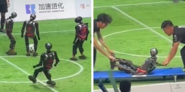 Роботите паѓаа, топката леташе – фудбалот со роботи во Кина изгледа како нова комедија