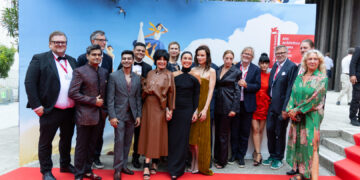 „Мајка“ на Теона Стругар Митевска со триумфална светска премиера во Венеција