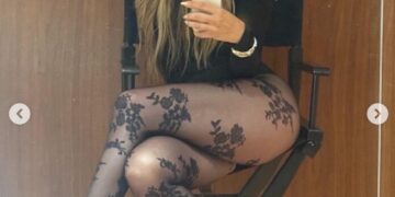 (Фото) Џеј Ло го врати омразениот тренд и ги покажа своите прекрасни облини