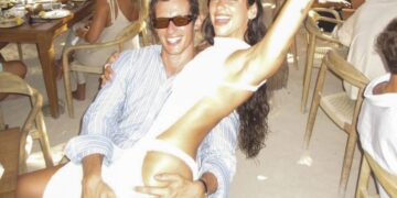 (Фото) На прославата на 30-от роденден носеше фустан кој откриваше многу повеќе отколку што треба