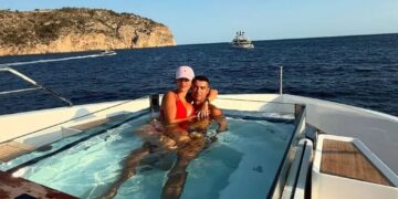 Што ќе добие Георгина ако раскине со Роналдо: португалски весник откри детали од предбрачниот договор