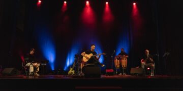 Дамјан Пејчиноски со блескав настап на „Охридско лето“ – виртуоз на гитара кој ја освојува светската сцена