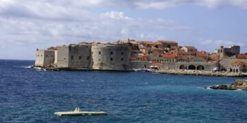 Пар нуди бубрези за стан во Дубровник – огласот ги насмеа сите