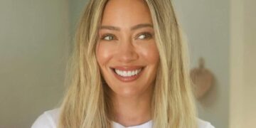 Хилари Даф се враќа на музиката по десет години