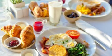 Што не треба да јадете по 40-тата година: исфрлете ја оваа храна од употреба