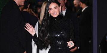 (Фото) Шлиц од кој „боли глава“: иако е во седмата деценија нејзиниот изглед остава без зборови