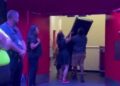 (Видео) Невообичаеното влегување на Тејлор Свифт на стадионот стана вирално