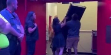 (Видео) Невообичаеното влегување на Тејлор Свифт на стадионот стана вирално