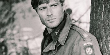 (Фото) Беше омилен кај жените, а неговото срце го украде жена 21 година помлада од него – таа му го промени животот