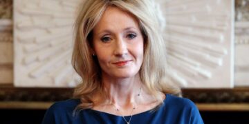 Социјалните мрежи дезинформираа – Роулинг нема рак