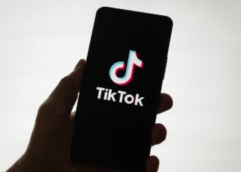 САД преземаат контрола врз „Тик-ток“ и податоците на корисниците