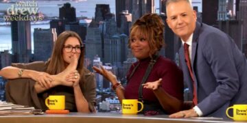 (Видео) Дру Баримор ги шокира гледачите со „одвратен“ потег во емисија