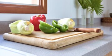 Убедливо највалканиот предмет во кујната, а го користите секој ден: како да го исчистите