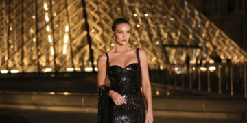 (Фото) Толку моќно и толку модерно: модно парче што ќе биде хит оваа сезона