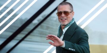 Швајцарка дала 100.000 евра на лажен Бред Пит: го чекала во хотел три недели