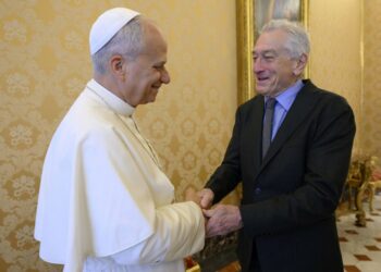 Папата Лав го носи Холивуд во Ватикан