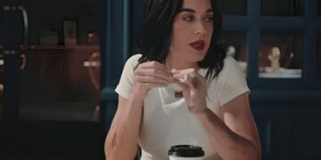 (Видео) Пее за раскинувањето со Блум?; Кети Пери објави нова песна