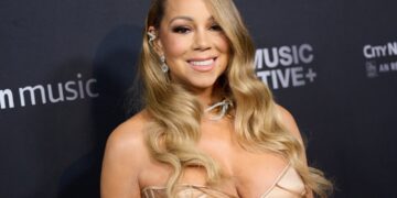 Колку заработува Мараја Кери секоја година од нејзиниот најголем хит?