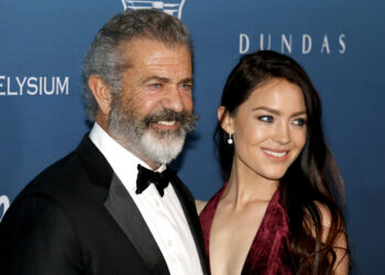 По девет години во врска, раскинаа Мел Гибсон (69) и Розалинд Рос (35)