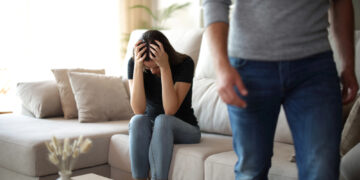 Тие едноставно одлучуваат да си одат: Три причини зошто мажите раскинуваат