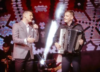 Влатко Миладиноски и оркестарот на Златко Миладиноски со солистички концерт во СЦ „Борис Трајковски“