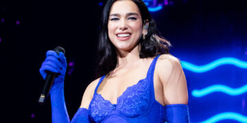 Познато како треба да изгледа идеалната жена: Дуа Липа најблиску до неа