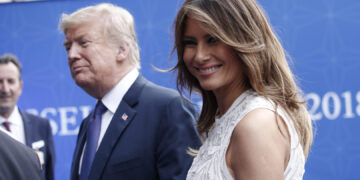 (Видео) Трамп ја коментираше долната облека на Меланија, луѓето се шокирани: „Толку е совршена…“