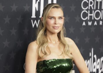 Сара Фостер имала непријатен состанок со Клуни кога била 19-годишна: „Ми изгледаше како дедо“