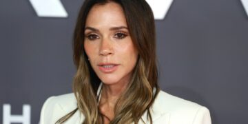 (Фото) Викторија Бекам по секоја цена сака да го зачува својот јавен имиџ