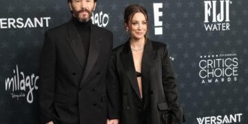 „Џенифер Анистон и Бред Пит од Тему“: актерката искритикувана поради копирање